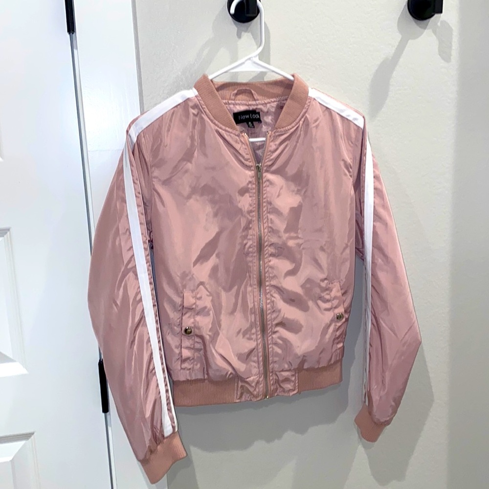 EUC Girls “New Look” Brand Size M Girls Medium Pink White stripes Jacket Coat